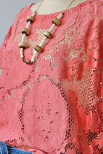 Load image into Gallery viewer, The Highlands Foundry Coral Crochet Box Top THF69