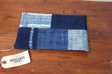 Load image into Gallery viewer, Inidgo Patchwork Trivets