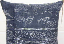 Load image into Gallery viewer, Chinese Batik Pillow