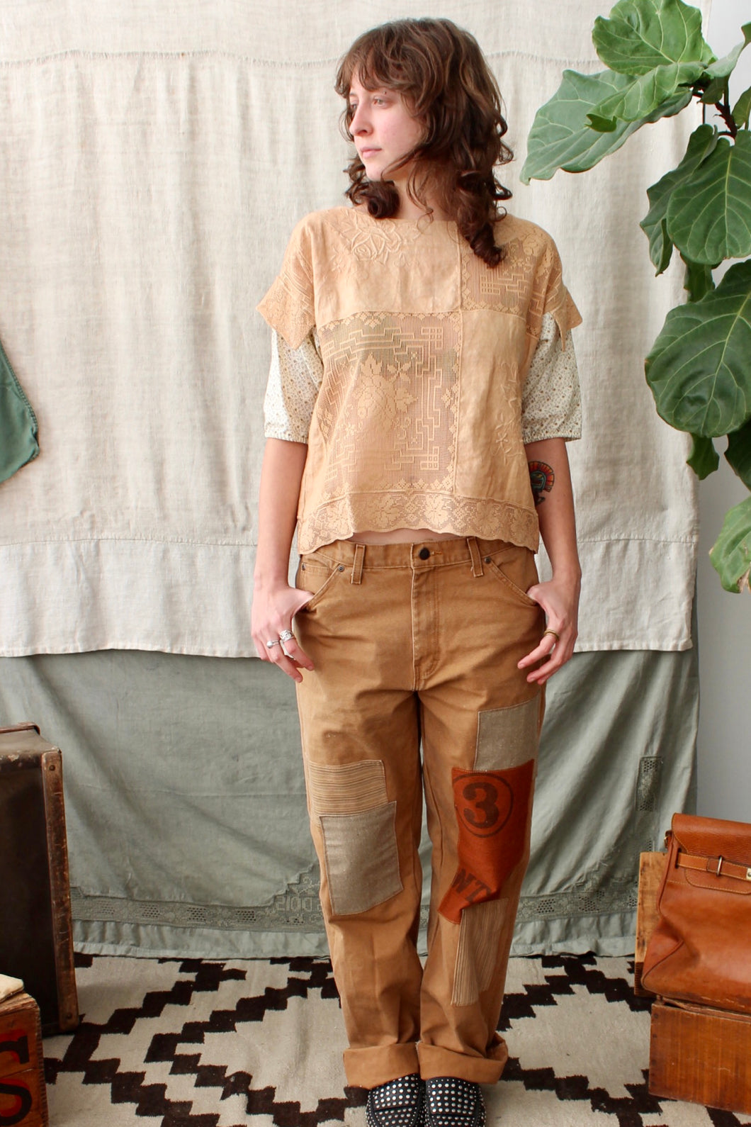 HF173 The Highlands Foundry Natural Cutch Dyed Lace Top
