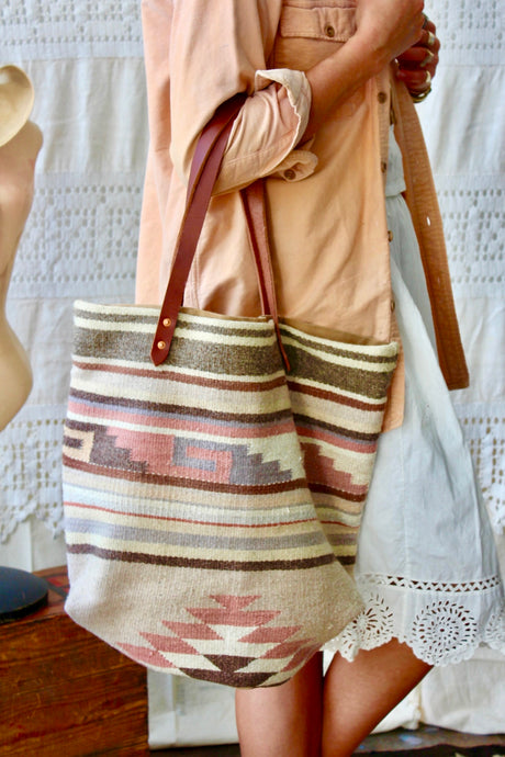 HF210 Heritage Blanket Tote by The Highlands Foundry