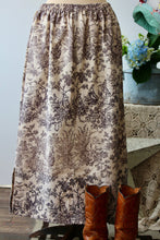 Load image into Gallery viewer, The Highlands Foundry Heirloom Toile Skirt THF86