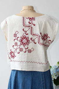 The Highlands Foundry Heirloom Cross Stitch Top THF52