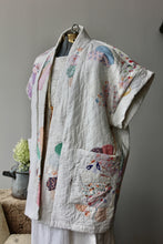 Load image into Gallery viewer, The Highlands Foundry Dresden Quilt Vest THF32