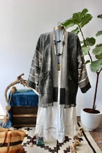 Load image into Gallery viewer, The Highlands Foundry Black Mossi Haori Jacket THF16