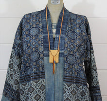 Load image into Gallery viewer, Kantha Quilt Jacket