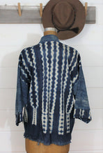 Load image into Gallery viewer, Indigo Shibori Jacket