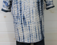 Load image into Gallery viewer, Indigo Shibori Quilted Duster